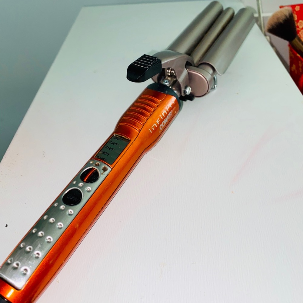 Hair crimper / waver